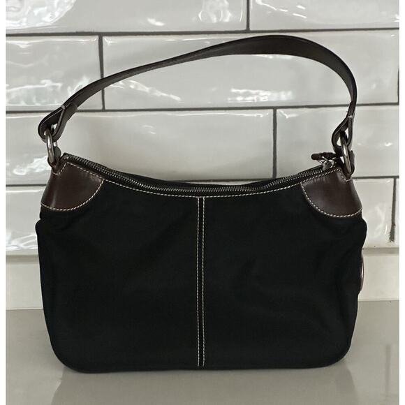 Dooney and Bourke Small Black Nylon Wayfarer Purse Shoulder Bag Leather Trim - Picture 2 of 9